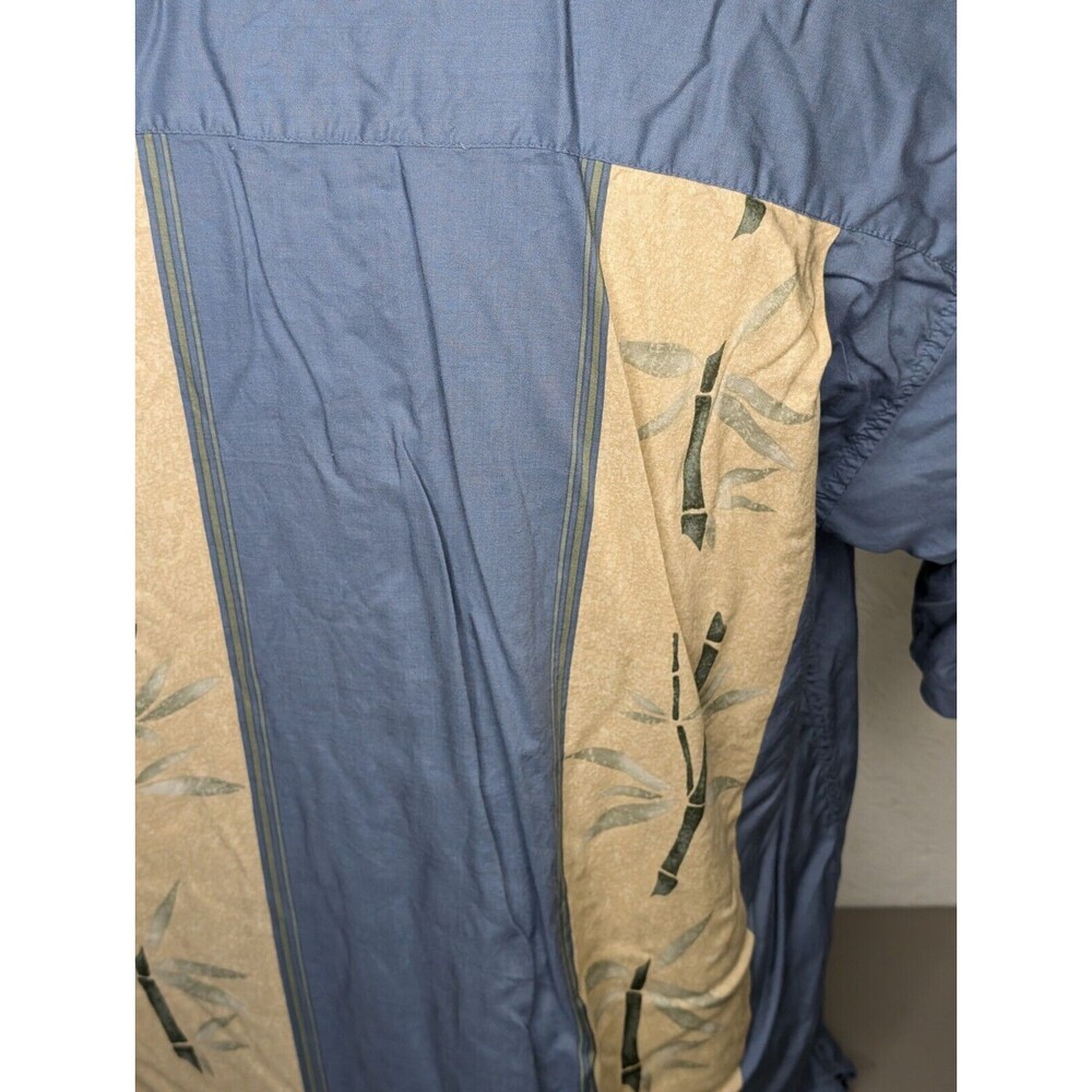The Hawaiian Original Hilo Hattie Mens Hawaiian Shirt Size L Blue Bamboo Print‎ - Picture 7 of 8